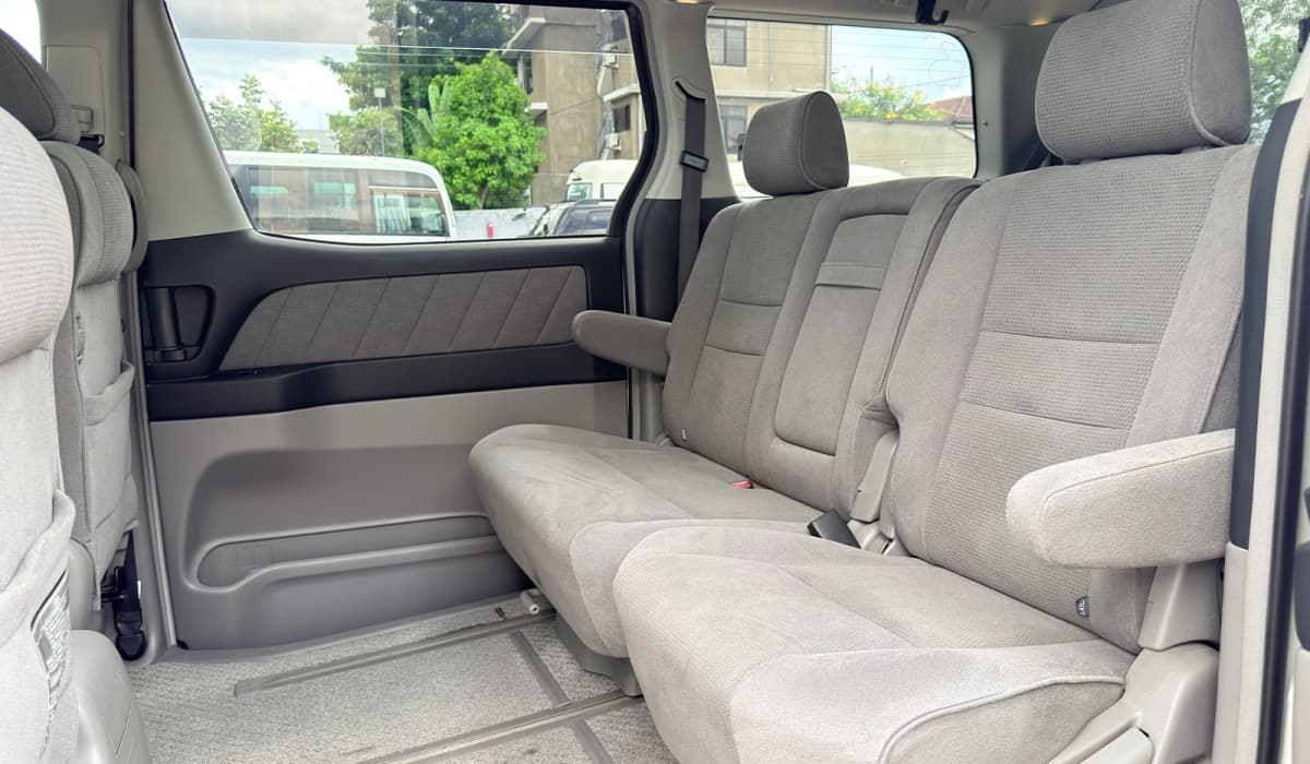 2004 Toyota Alphard Premium Alcantra image-12