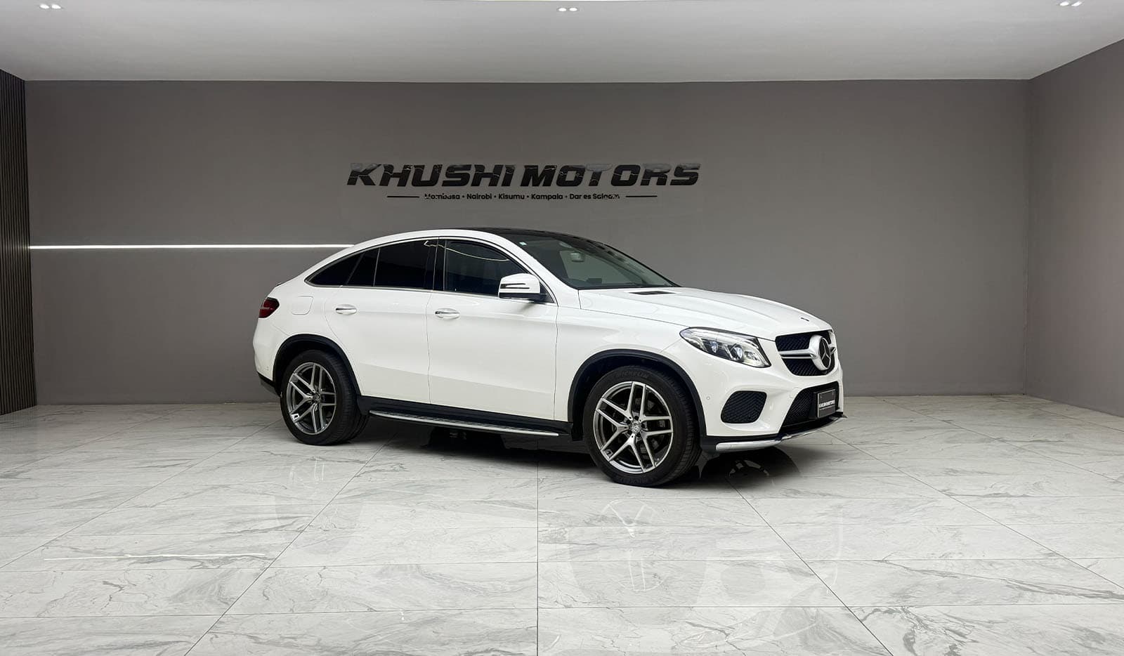 2019 Mercedes-Benz GLE-Class 4MATIC COUPE SPORTS GLE350D image-1