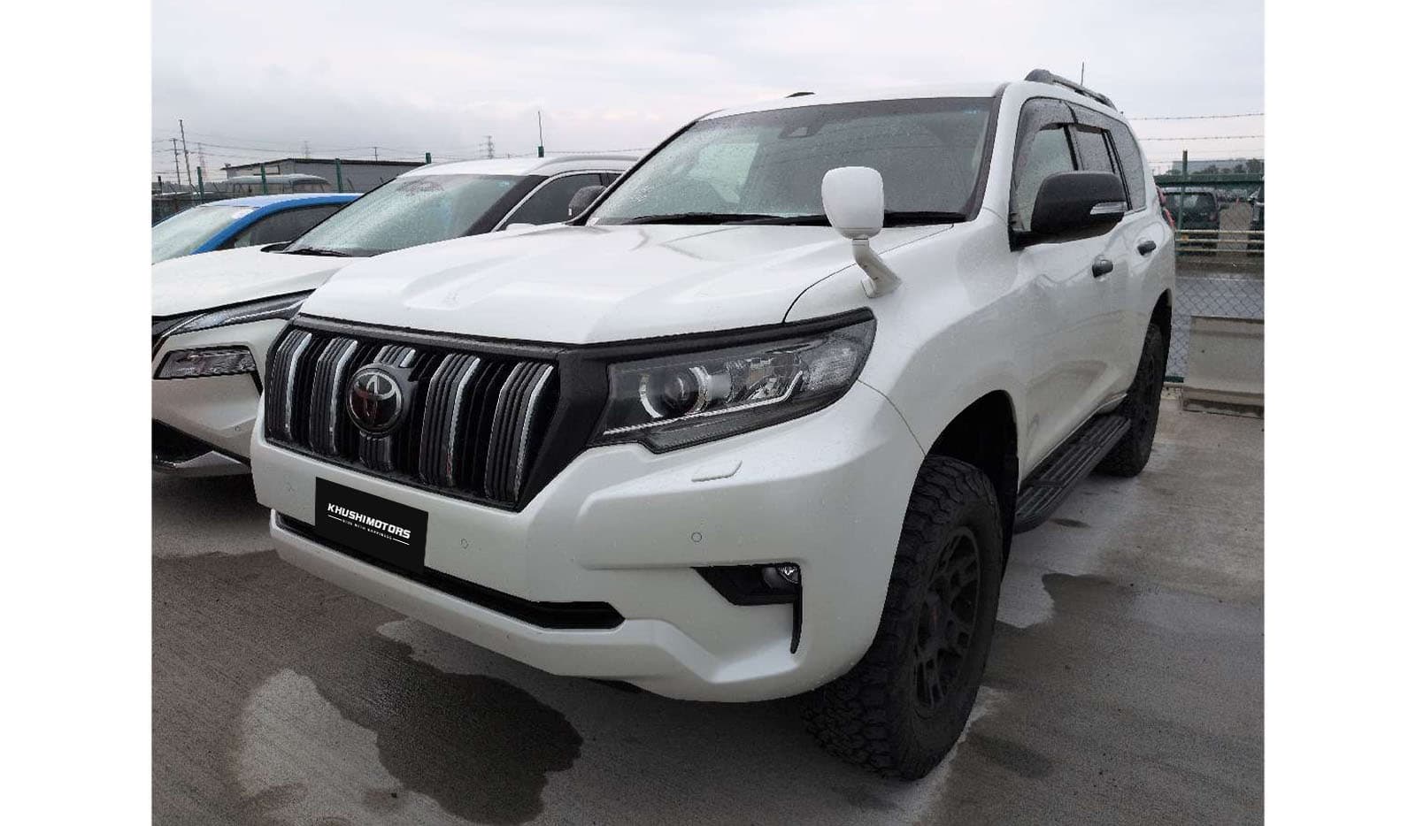 2019 Toyota Land Cruiser Prado TX image-2