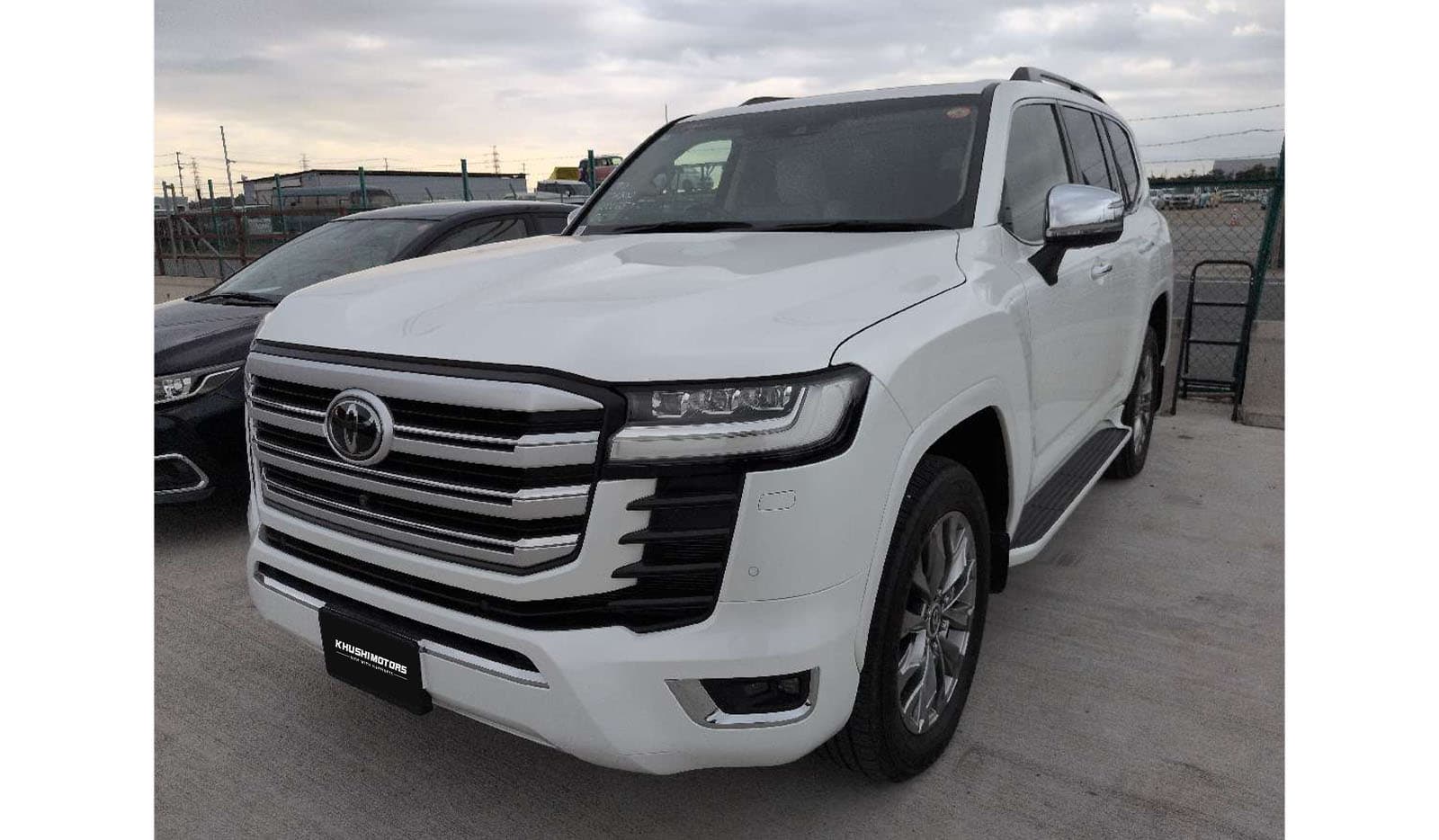 2021 Toyota Land Cruiser ZX image-2