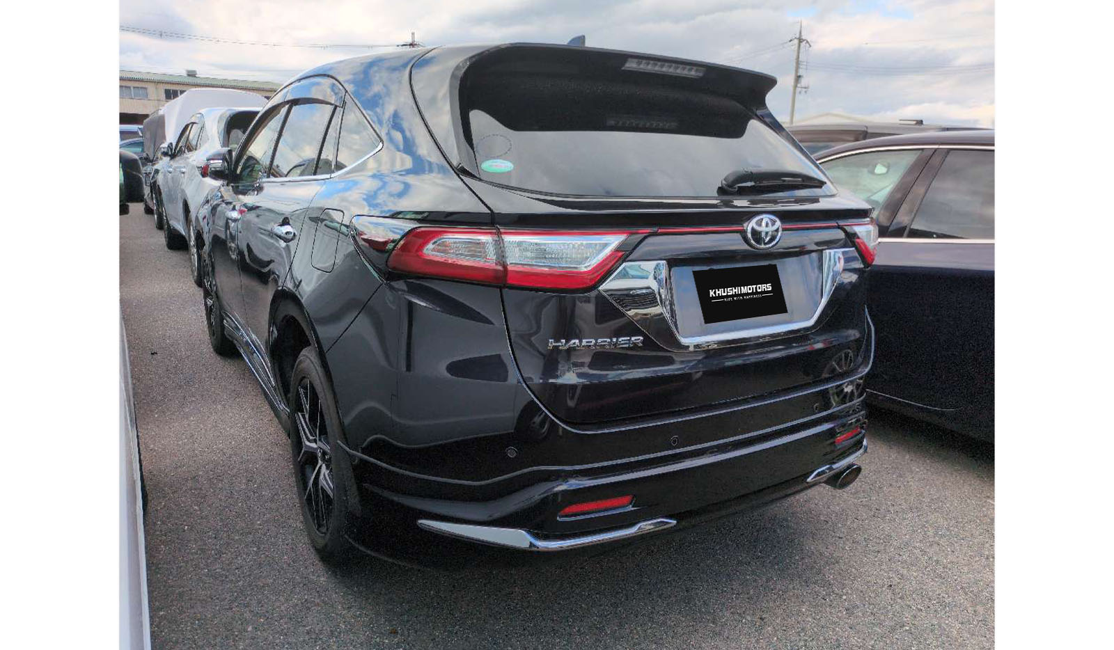 2019 Toyota Harrier Progress Metal and Leather Package image-3