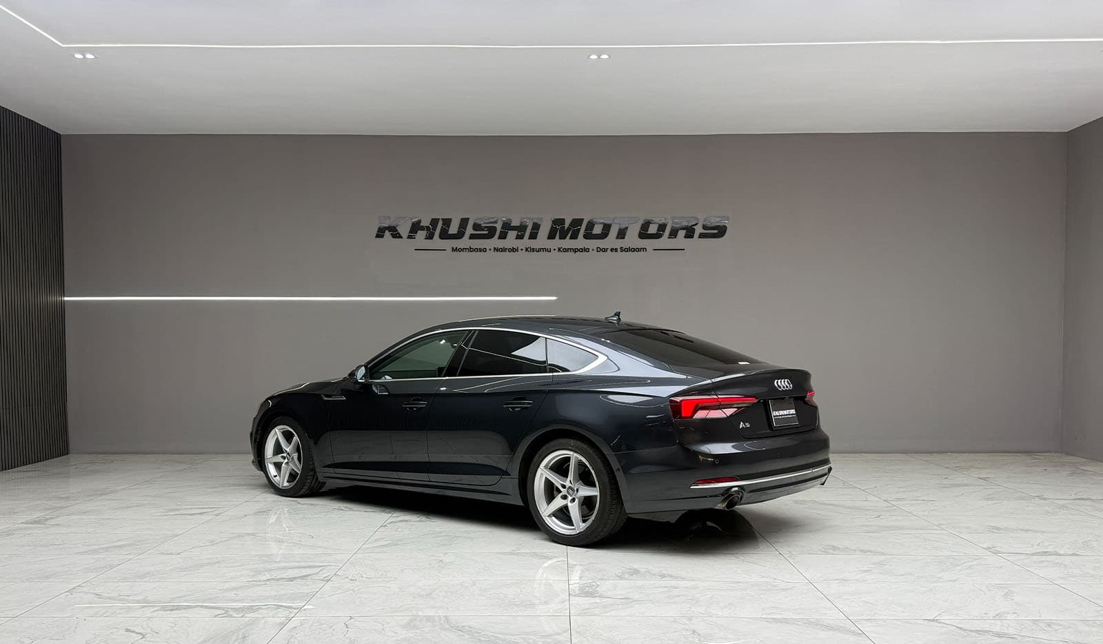 2019 Audi A5 40TFSI Luxury image-4
