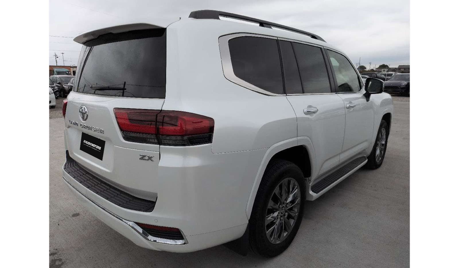 2021 Toyota Land Cruiser ZX image-4