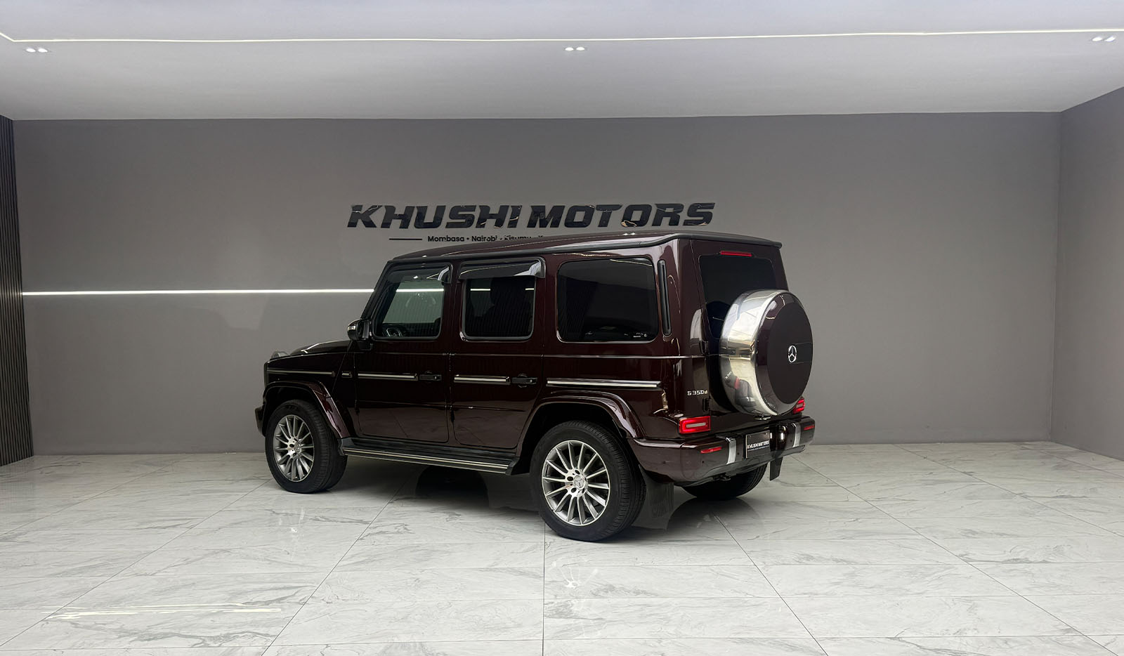 2020 Mercedes-Benz G-Class AMG Line Luxury Package G350D image-4