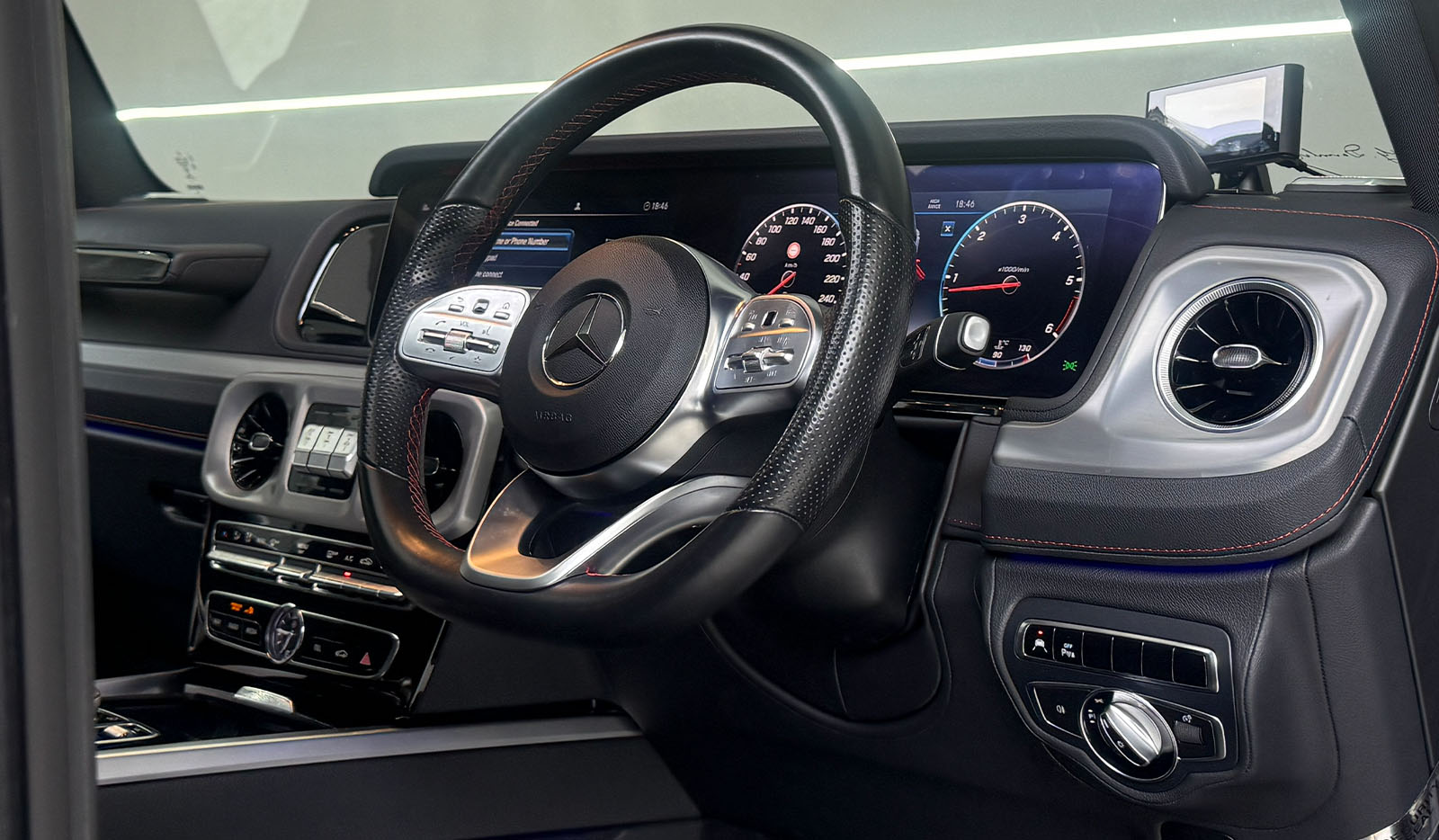 2020 Mercedes-Benz G-Class AMG Line Luxury Package G350D image-6