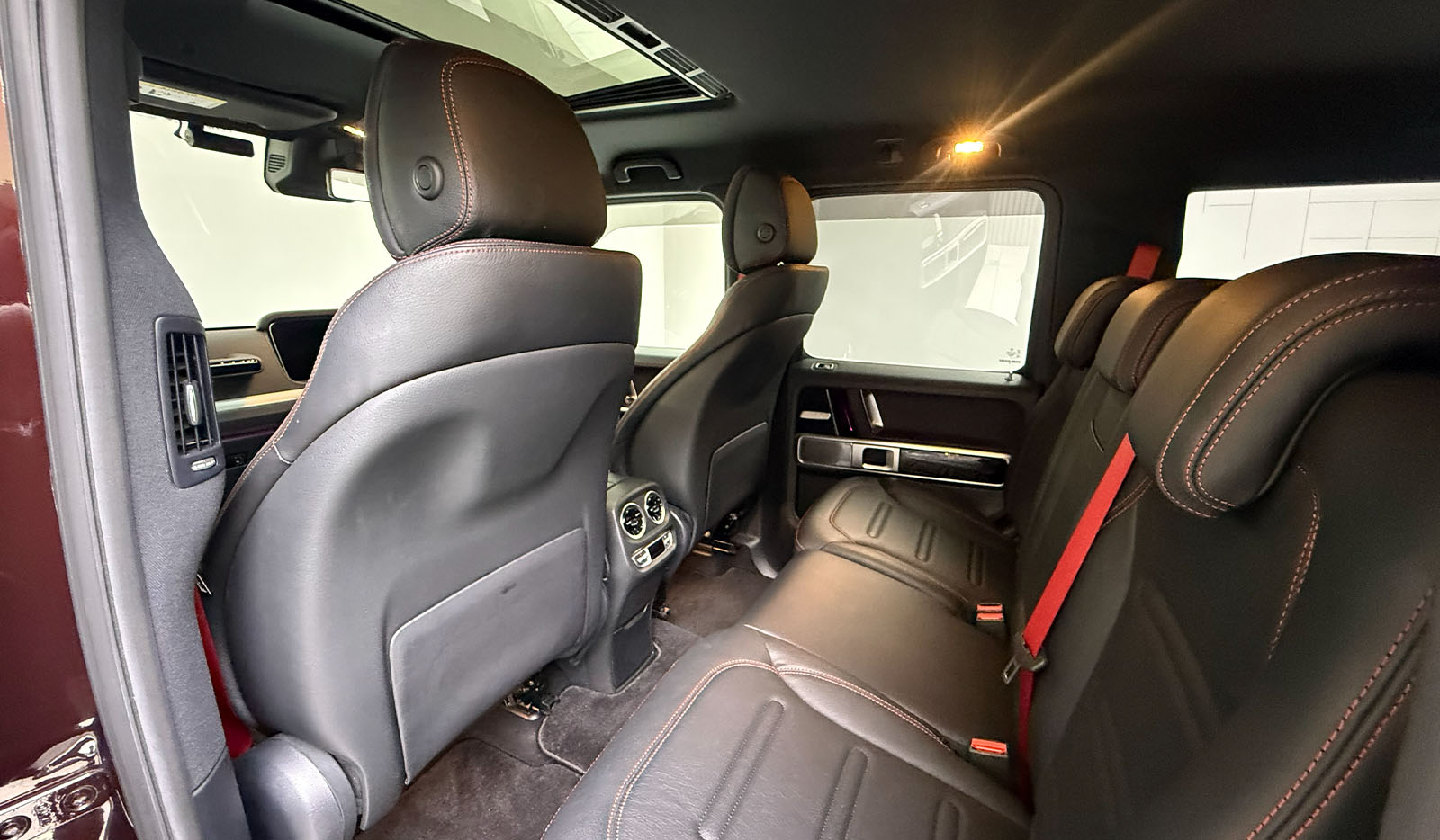 2020 Mercedes-Benz G-Class AMG Line Luxury Package G350D image-9