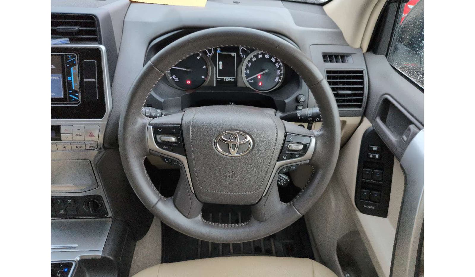 2019 Toyota Land Cruiser Prado TX image-5