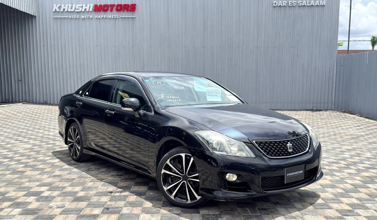 2008 Toyota Crown Athlete Navigation Package image-1