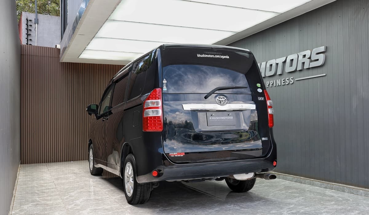 2012 Toyota Noah YY image-4