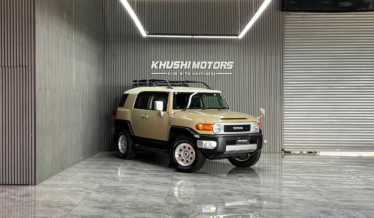 2018 Toyota Fj Cruiser off-road package image-1