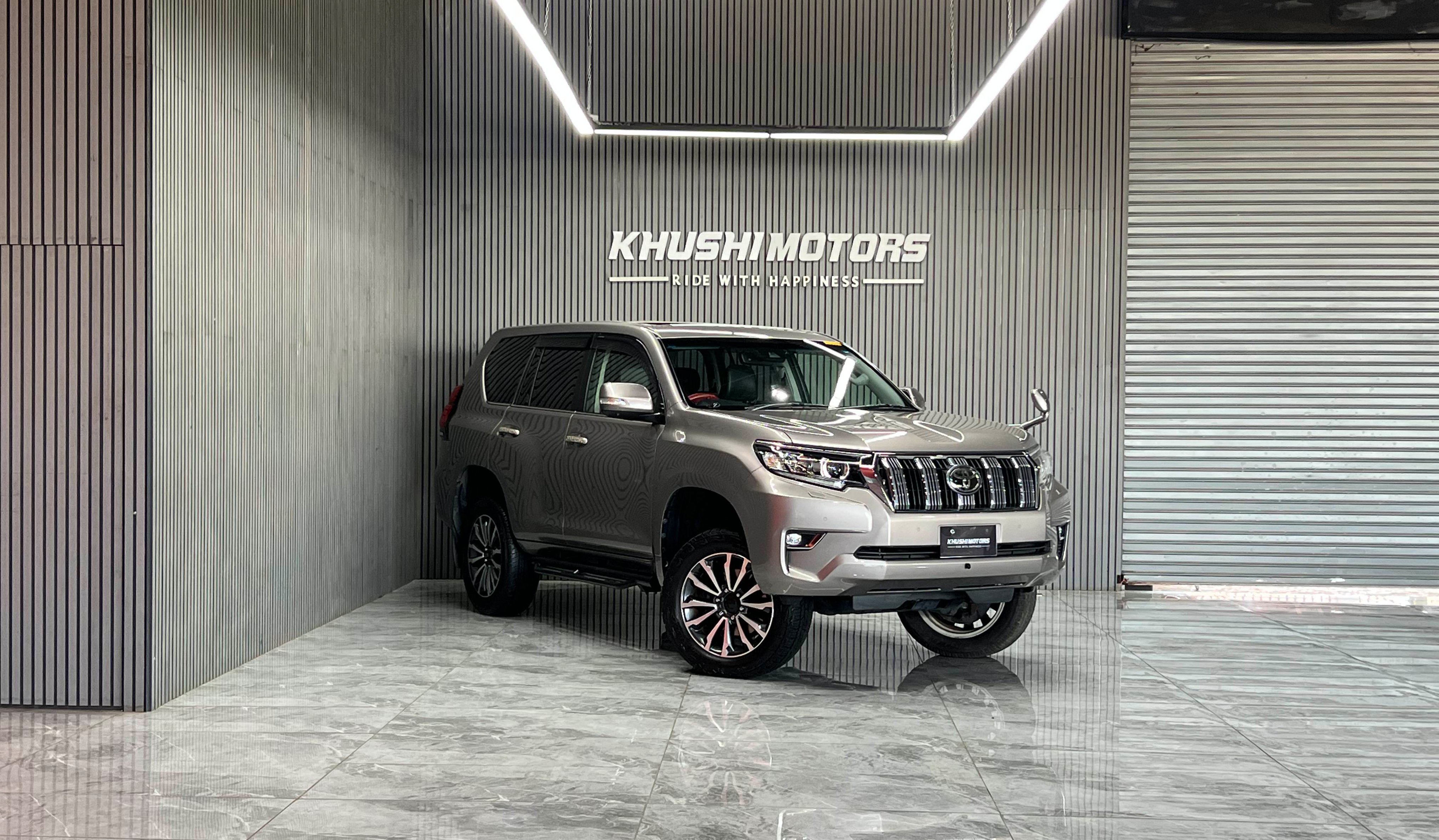 2019 Toyota Land Cruiser Prado TX L Package image-1