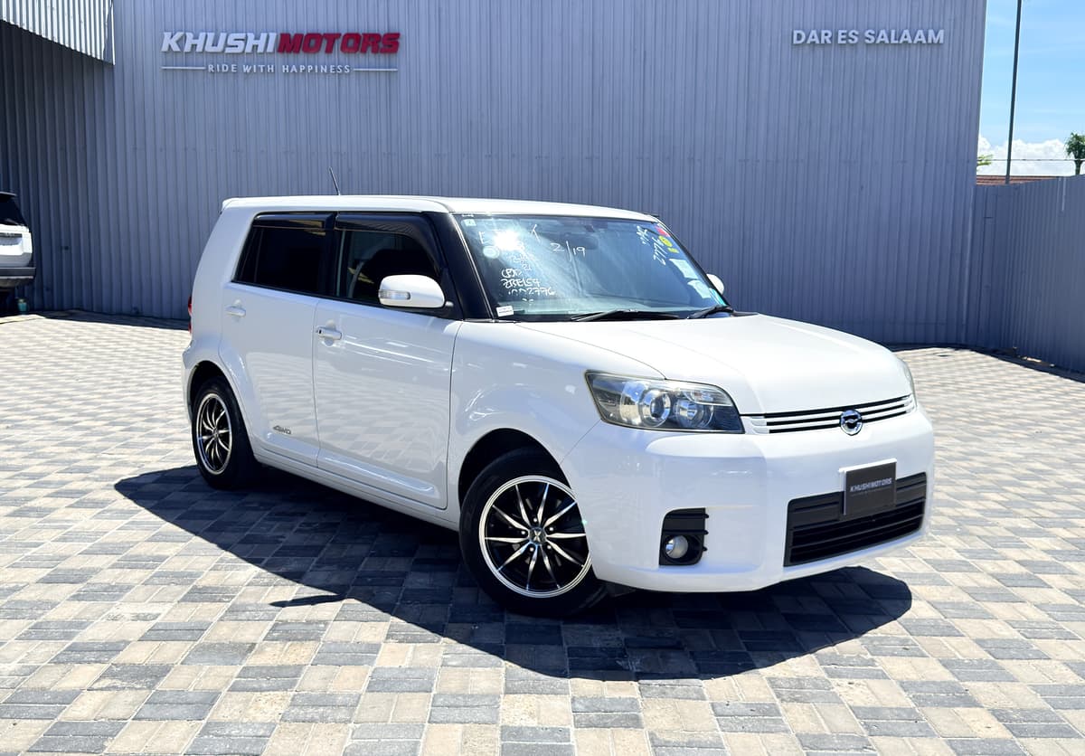 2011 Toyota Corolla Rumion G image-1