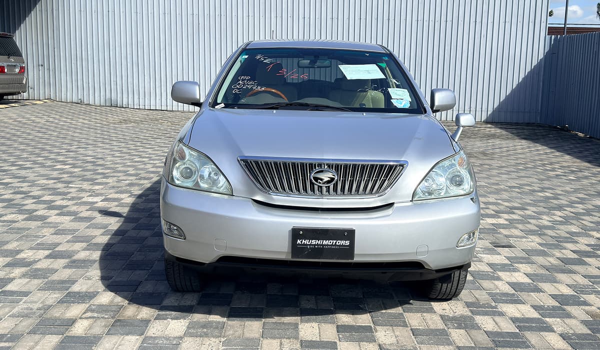 2005 Toyota Harrier G Alcantra Version image-2