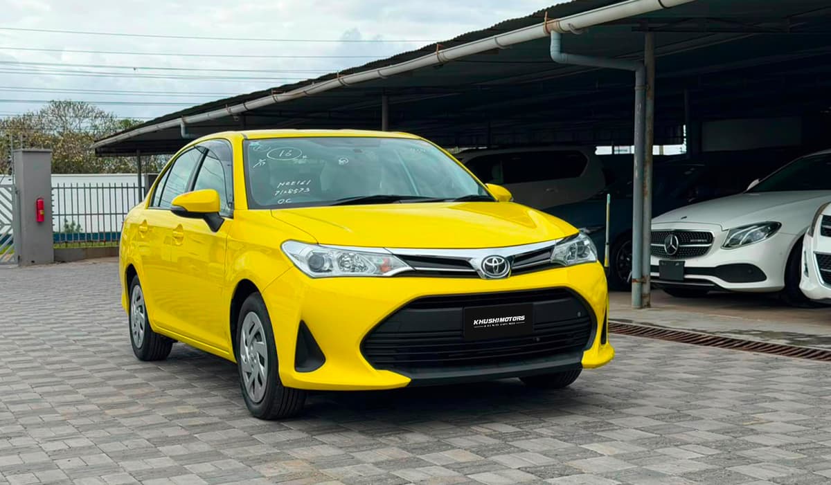 2019 Toyota Corolla Axio Driving School image-1