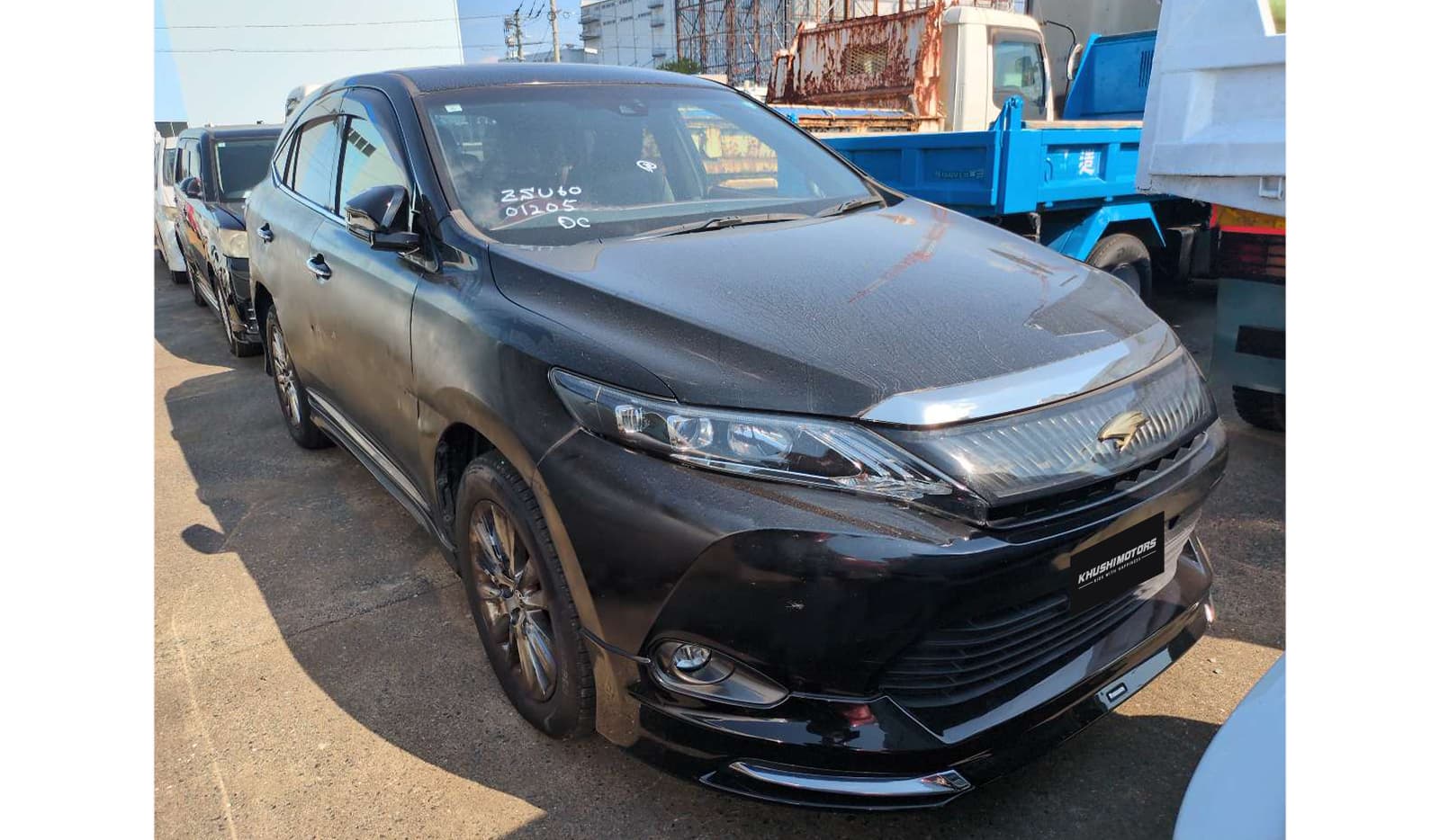 2017 Toyota Harrier Premium Metal & Leather Package image-1