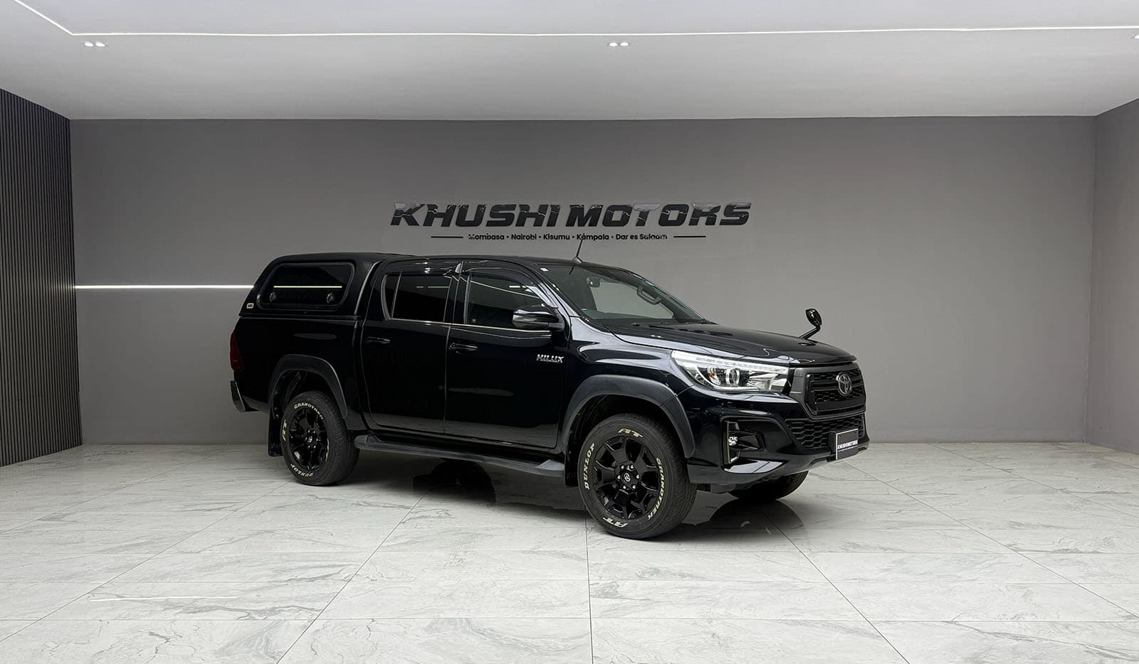 2019 Toyota Hilux Z Black Rally Edition image-1
