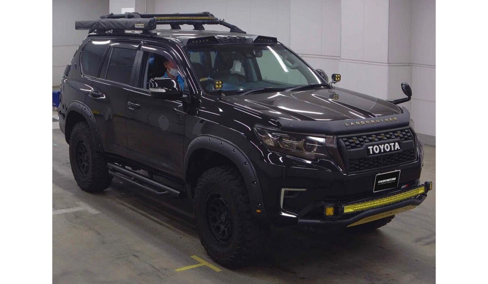 2019 Toyota Land Cruiser Prado TX image-1