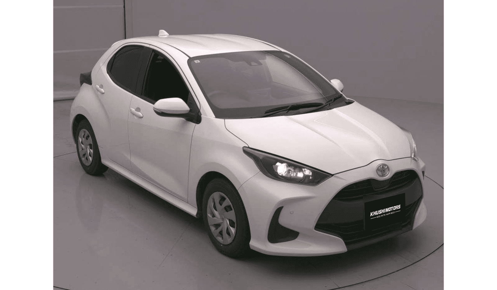 2020 Toyota Yaris X image-1