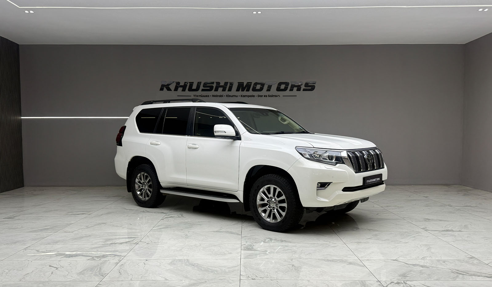 2021 Toyota Land Cruiser Prado VXL image-1