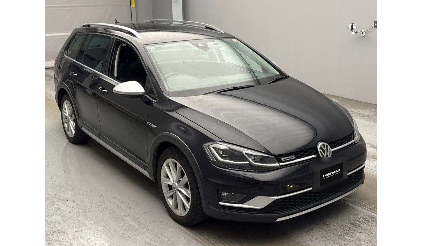 2019 Volkswagen Golf Alltrack TSI 4Motion image-1