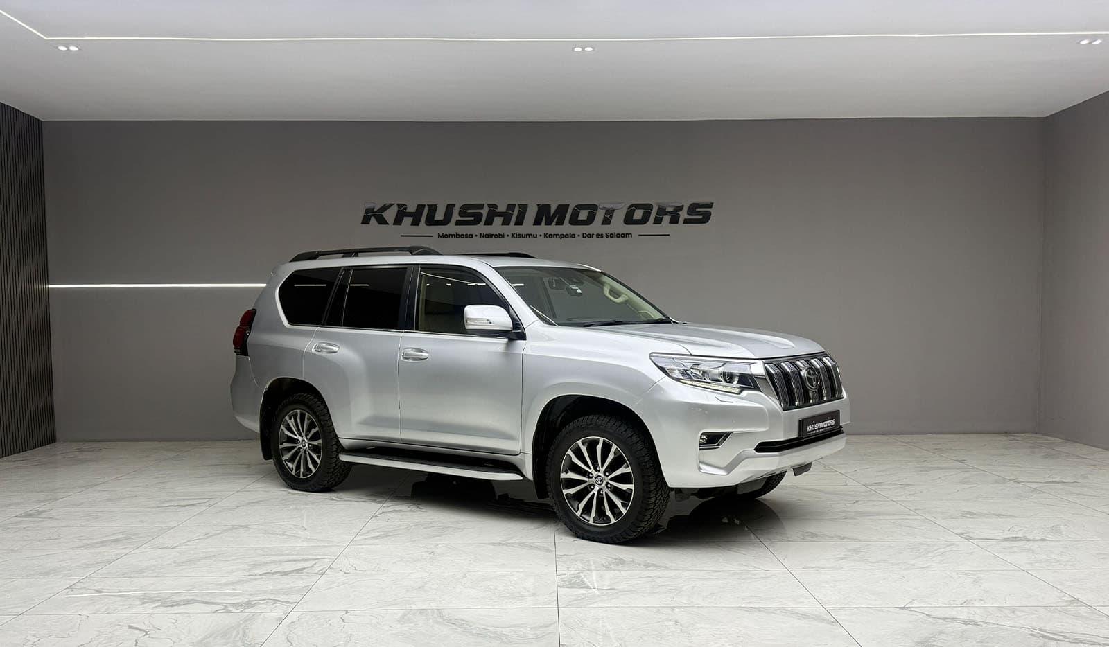 2022 Toyota Land Cruiser Prado VXL image-1