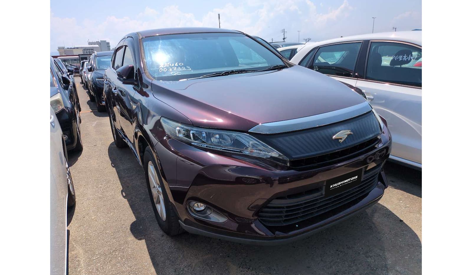 2014 Toyota Harrier image-1
