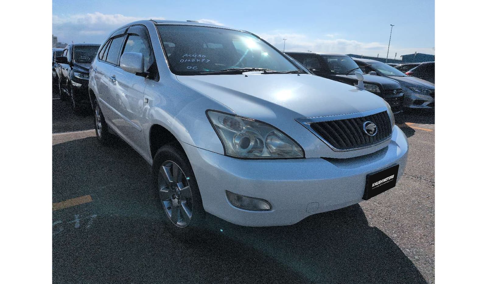 2011 Toyota Harrier image-1