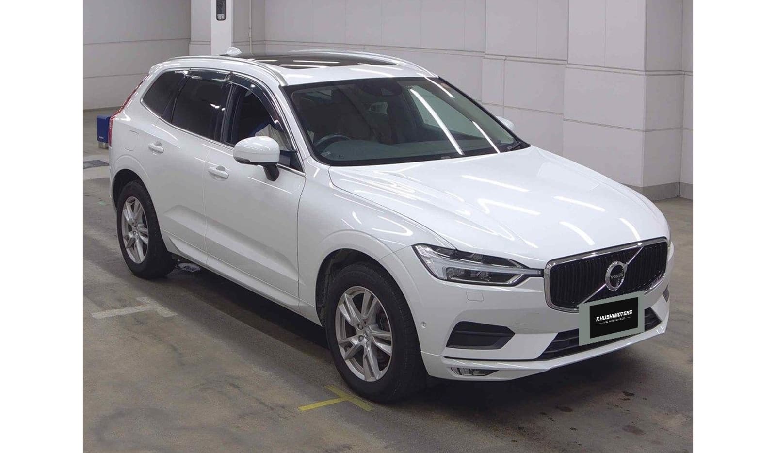 2018 Volvo XC60 image-1