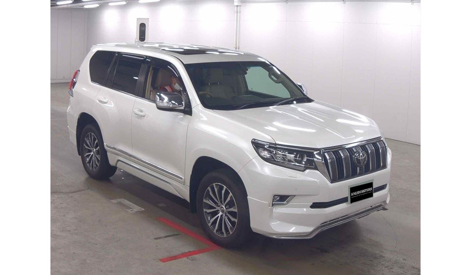 2018 Toyota Land Cruiser Prado image-1