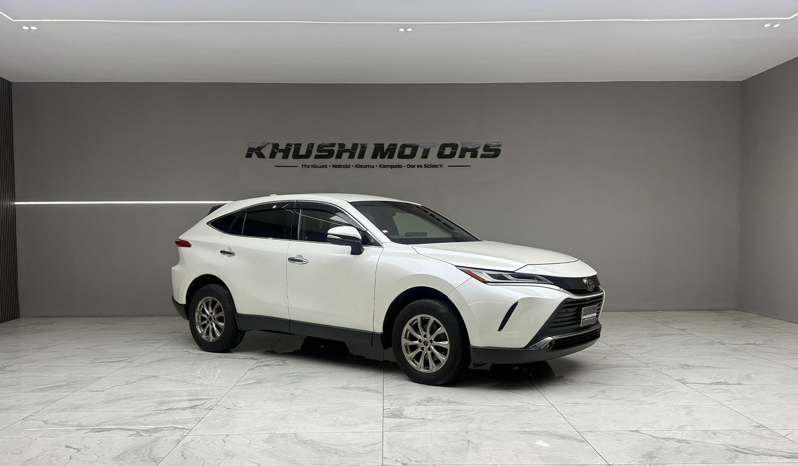 2020 Toyota Harrier G image-1