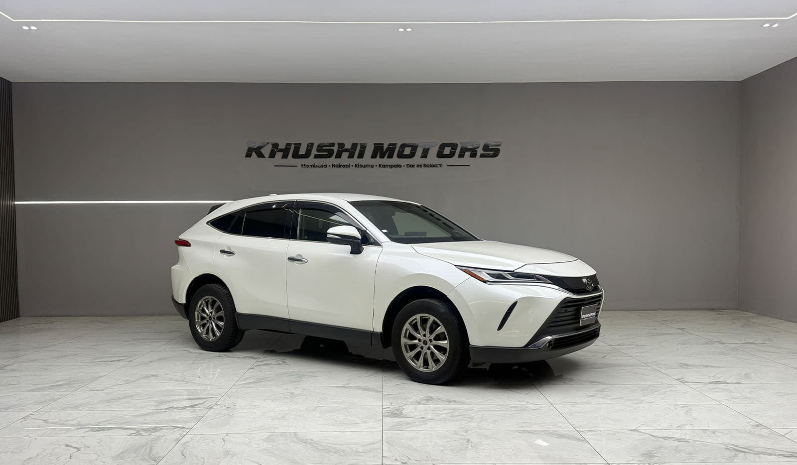 2020 Toyota Harrier G image-1