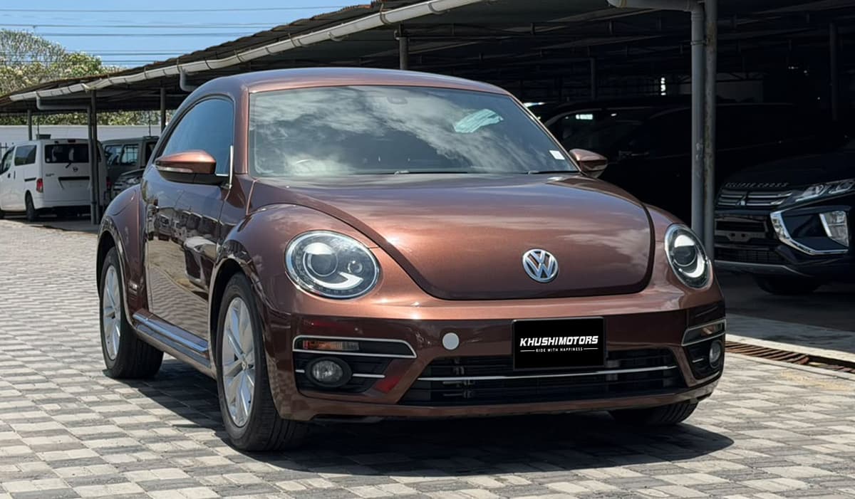 2018 Volkswagen Beetle Design image-1
