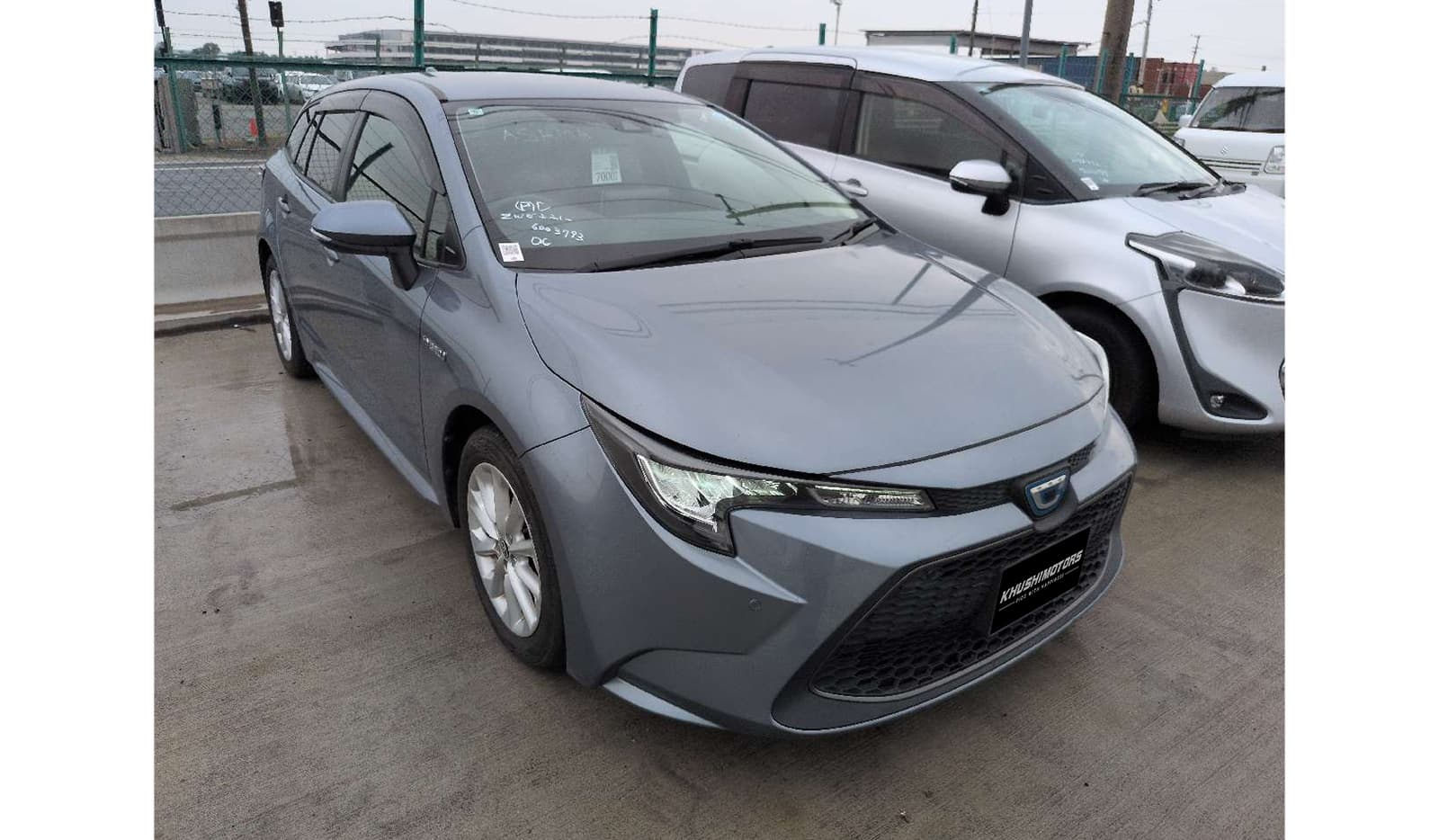 2019 Toyota Corolla Touring image-1