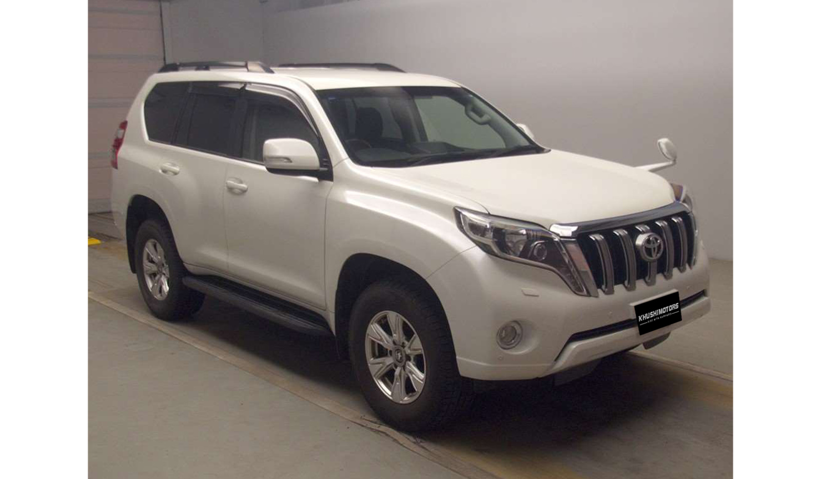 2017 Toyota Land Cruiser Prado image-1