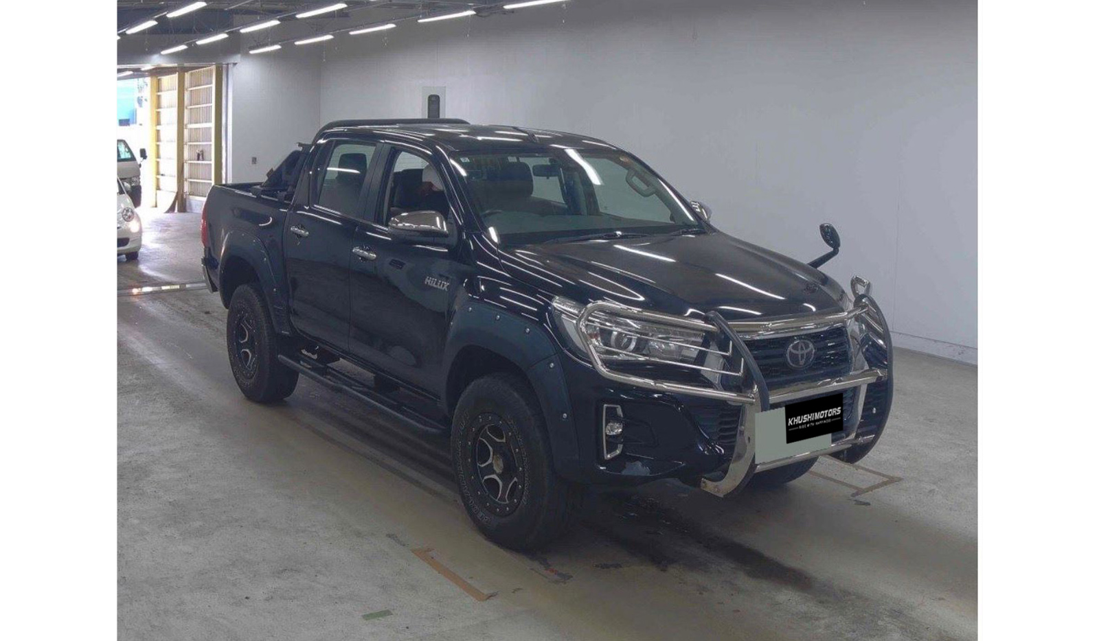 2017 Toyota Hilux image-1