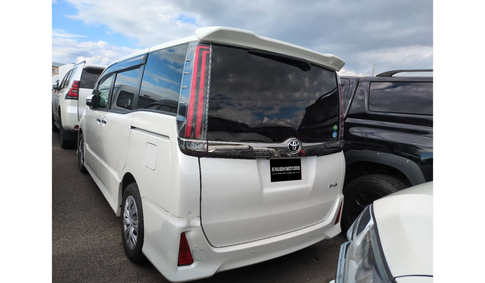 2019 Toyota Noah image-3