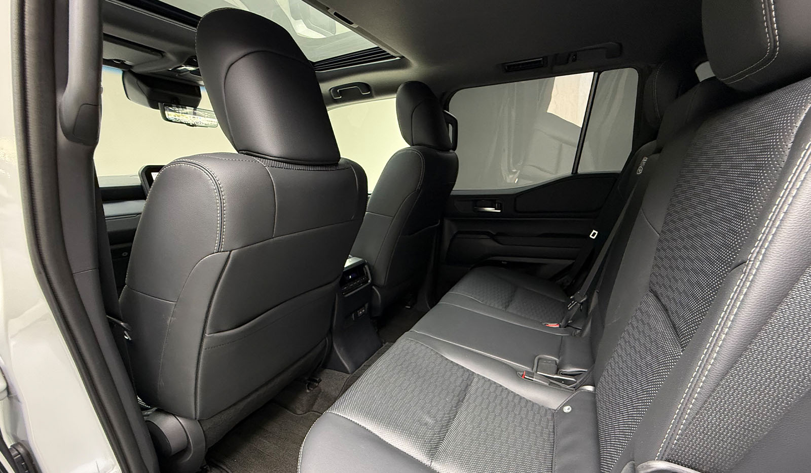 2024 Toyota Land Cruiser 250 TX image-10
