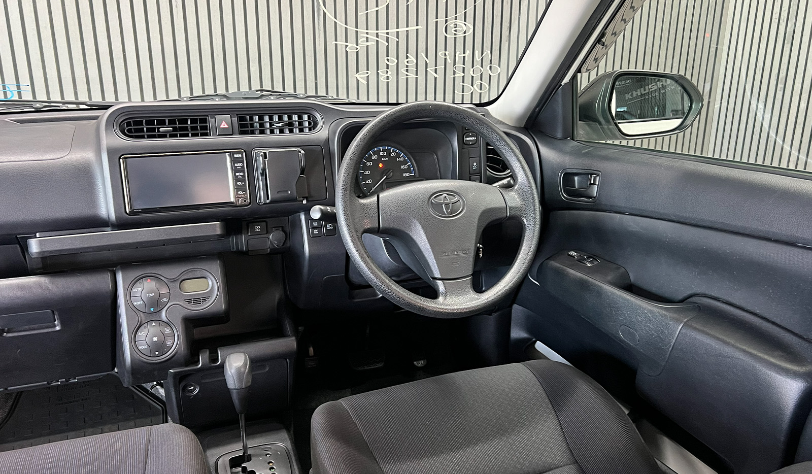 2020 Toyota Probox Hybrid DX Comfort image-7