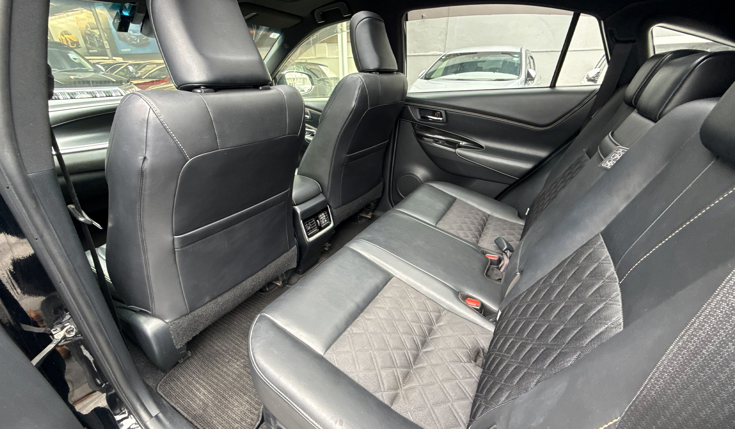 2019 Toyota Harrier Premium image-10