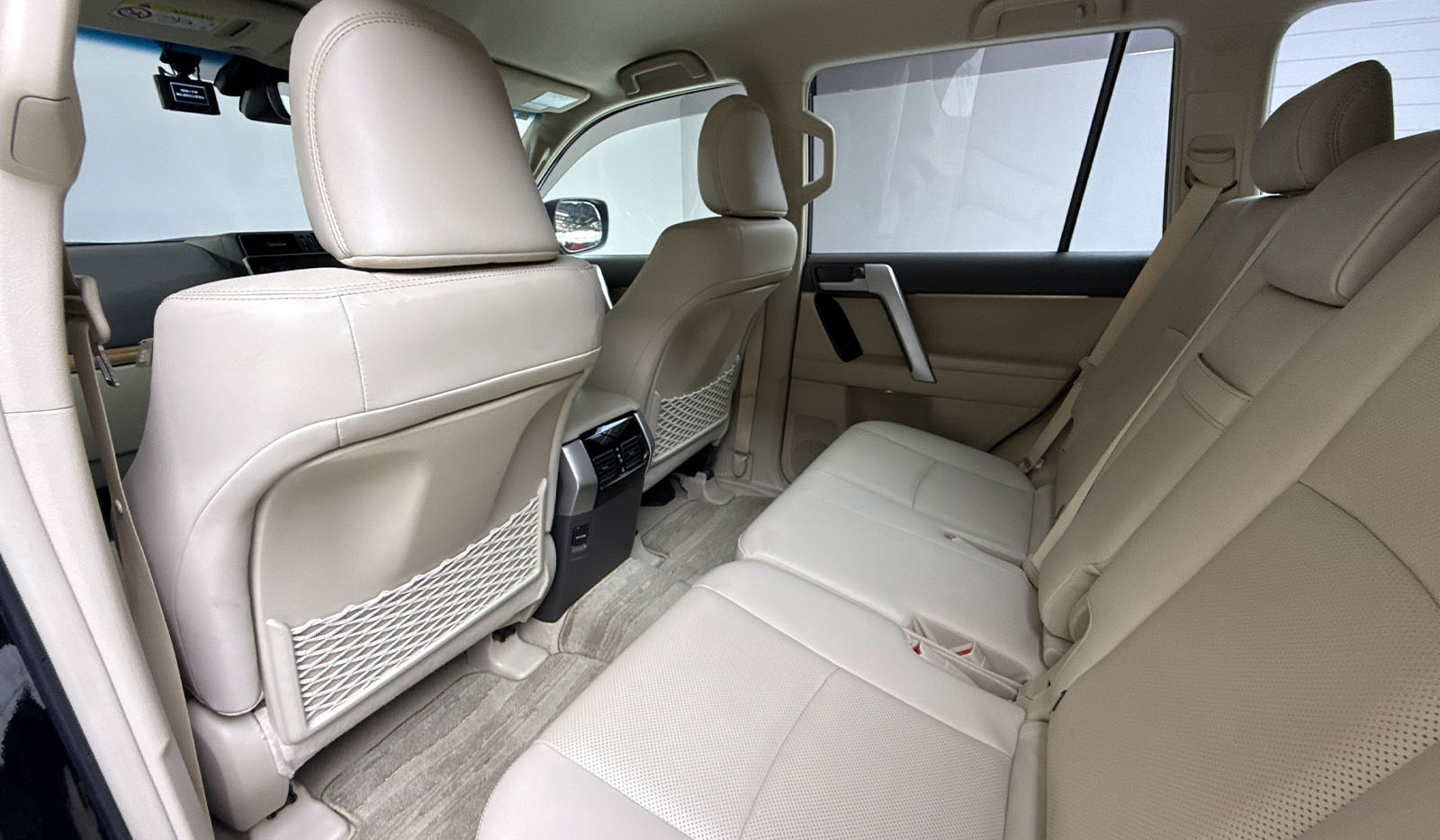 2019 Toyota Land Cruiser Prado TX-L image-10
