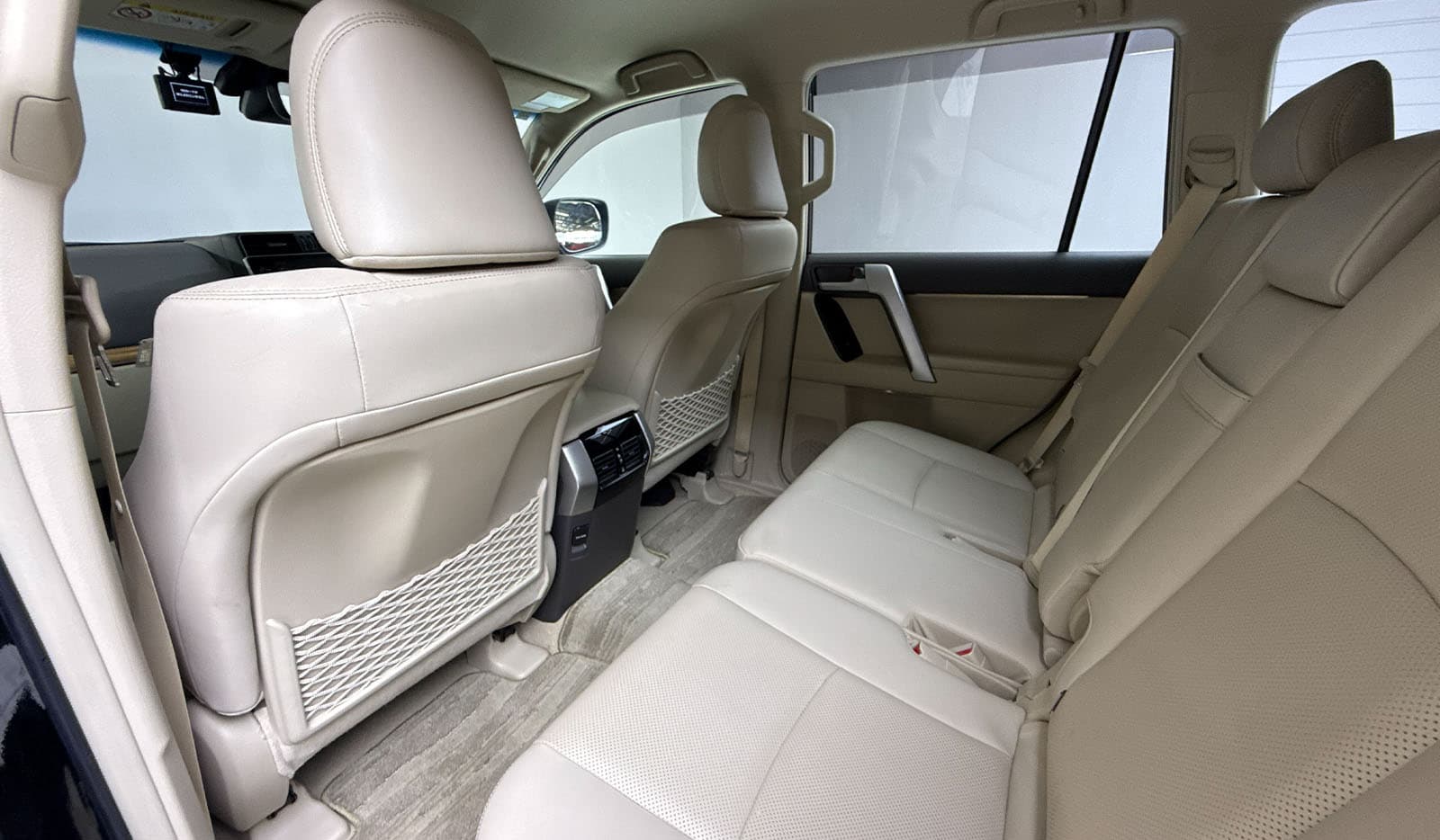 2019 Toyota Land Cruiser Prado TX-L image-10