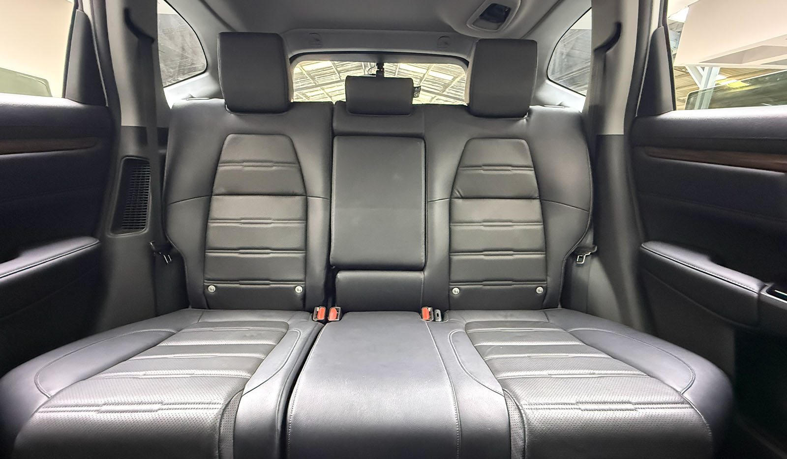 2019 Honda CR-V Hybrid EX Masterpiece image-10