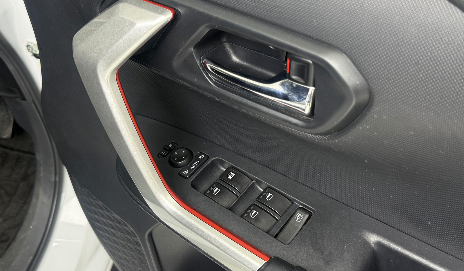 2019 Toyota Raize G image-10