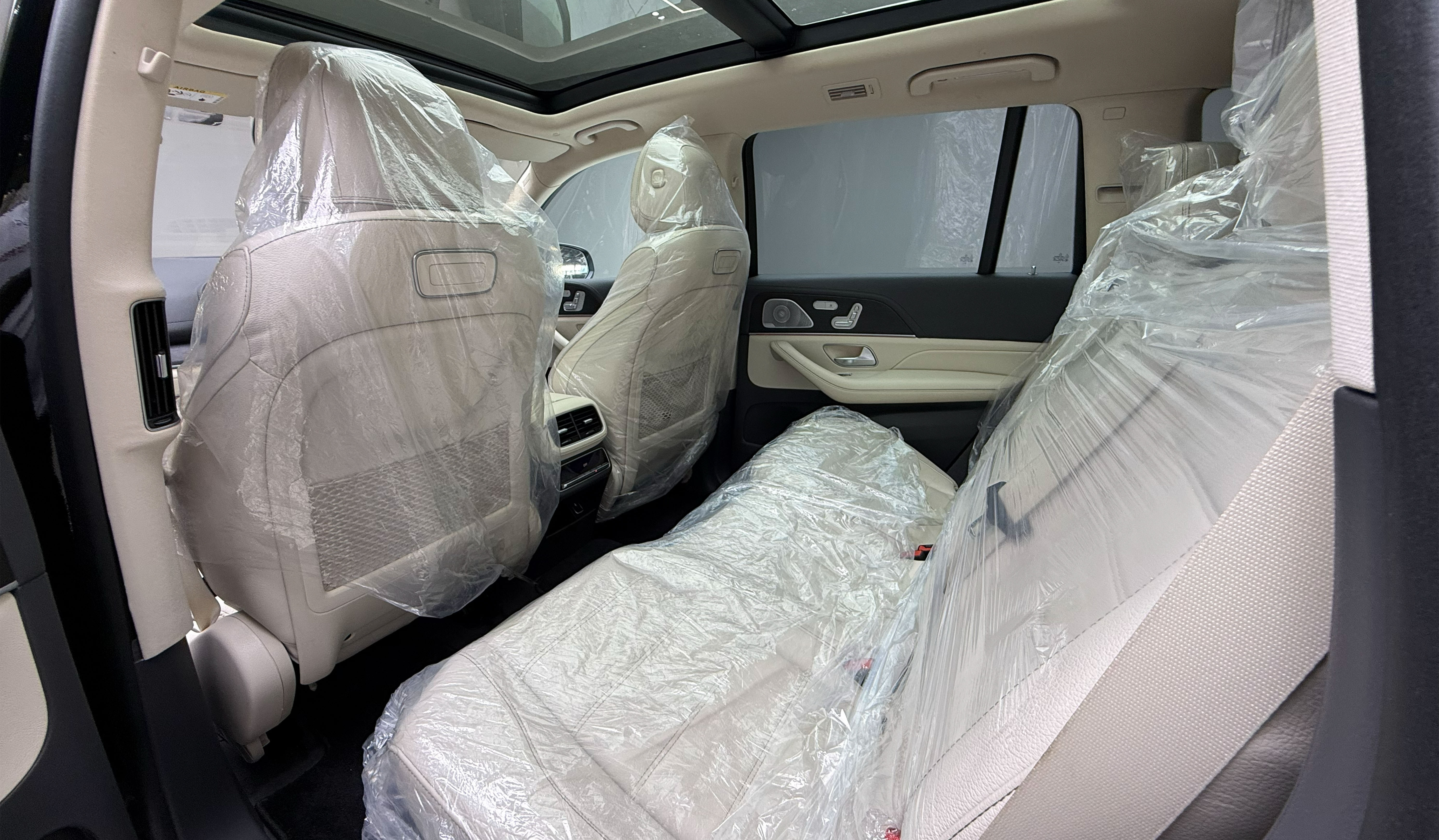 2020 Mercedes-Benz GLS-Class GLS400d 4MATIC image-10