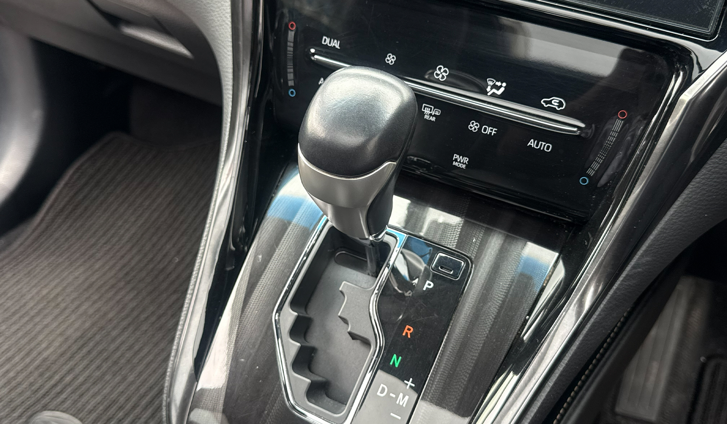 2019 Toyota Harrier Premium image-11