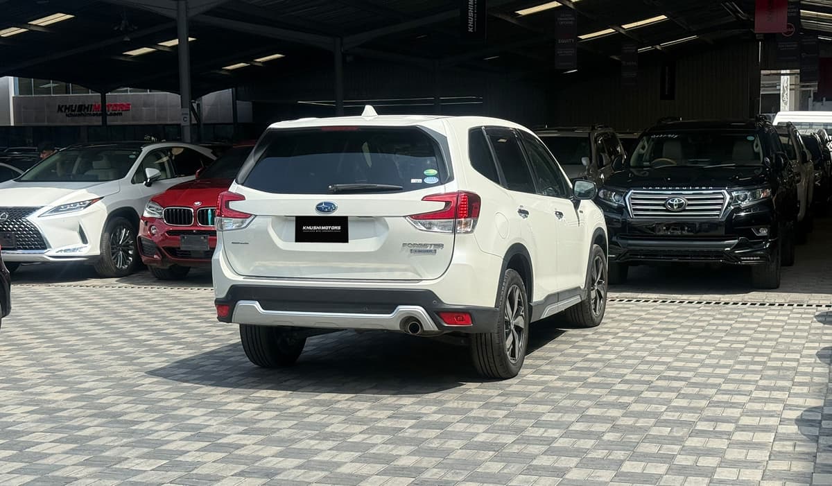 2018 Subaru Forester Advance image-5