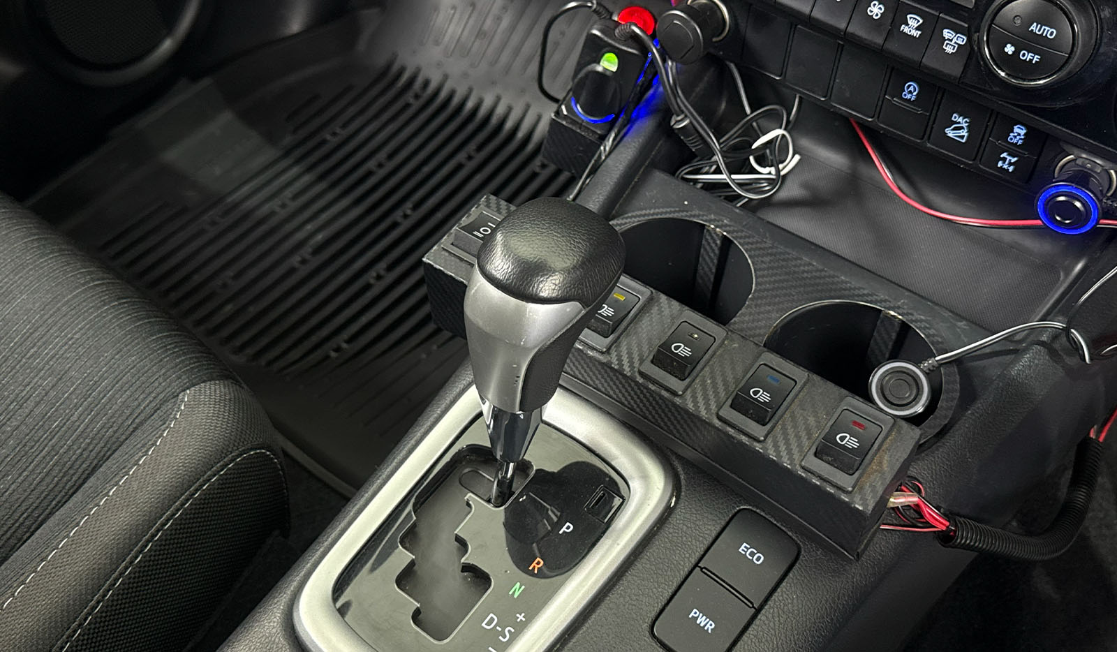 2021 Toyota Hilux Z image-11