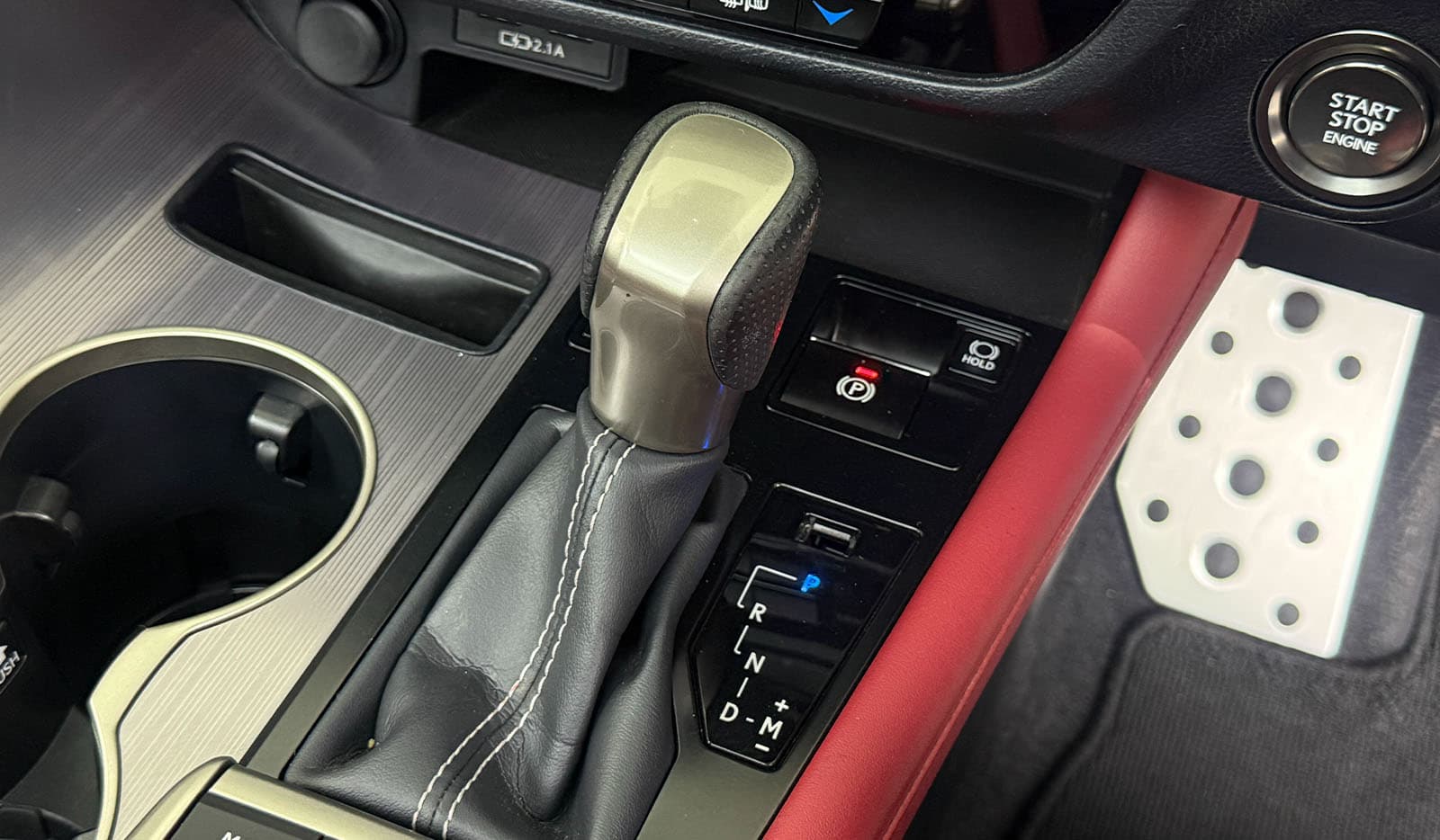 2020 Lexus RX300 image-11