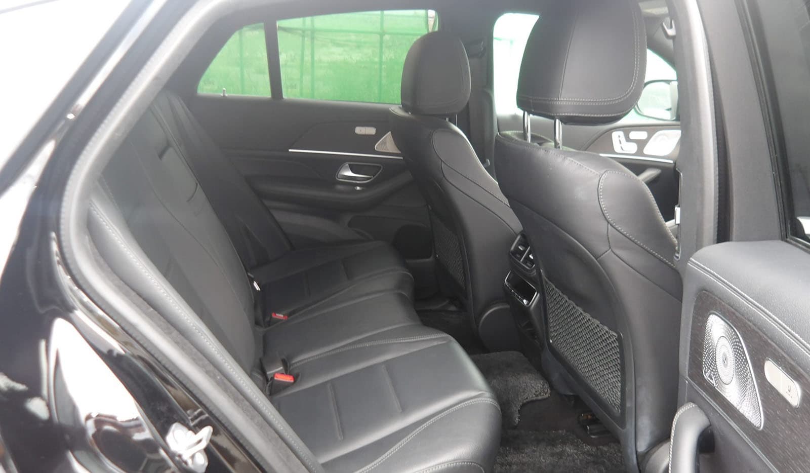 2020 Mercedes-Benz GLE-Class 4MATIC GLE 400d image-9