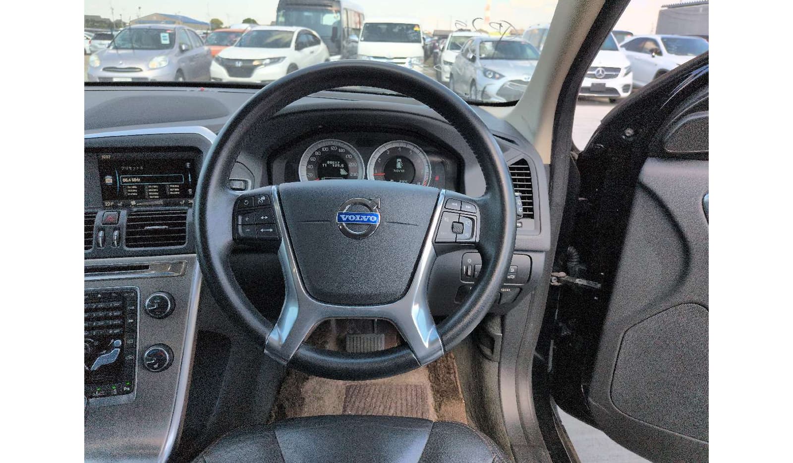 2013 Volvo XC60 image-10